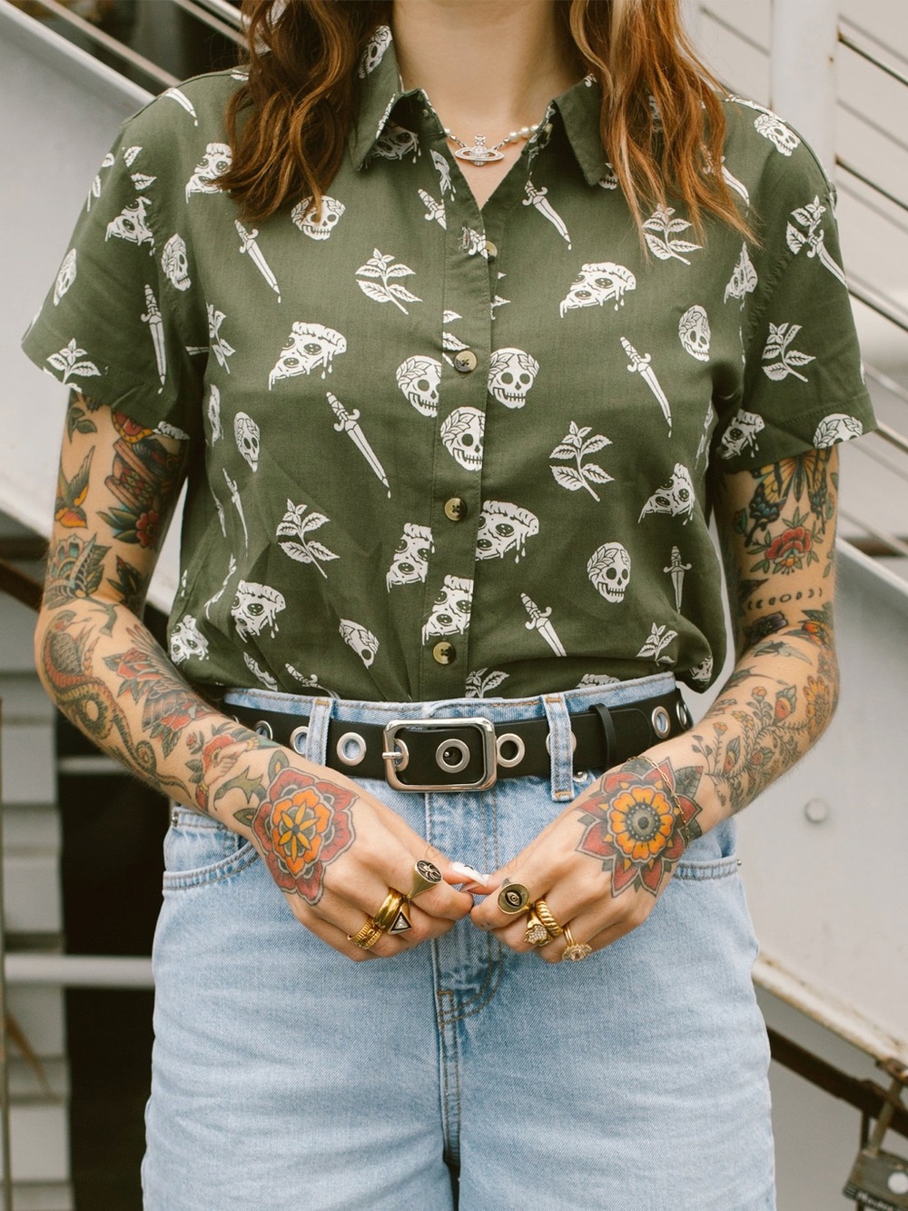 Pyknic Pizza Slayer Olive Green Button-Up Shirt Women’s Size Small